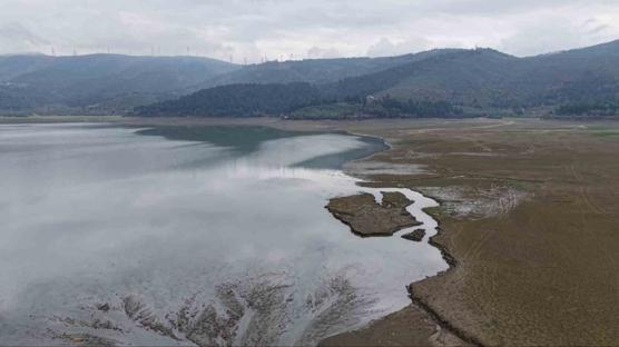 Bursa'n�n can damar� kuruyor! Tar�m�n bel kemi�i g�lette su kalmad�