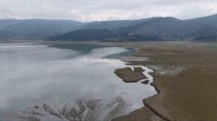 Bursa'n�n can damar� kuruyor! Tar�m�n bel kemi�i g�lette su kalmad�