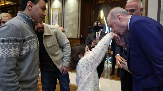 Cumhurba�kan� Erdo�an Gazze'de katledilen Rajab'�n ailesini kabul etti
