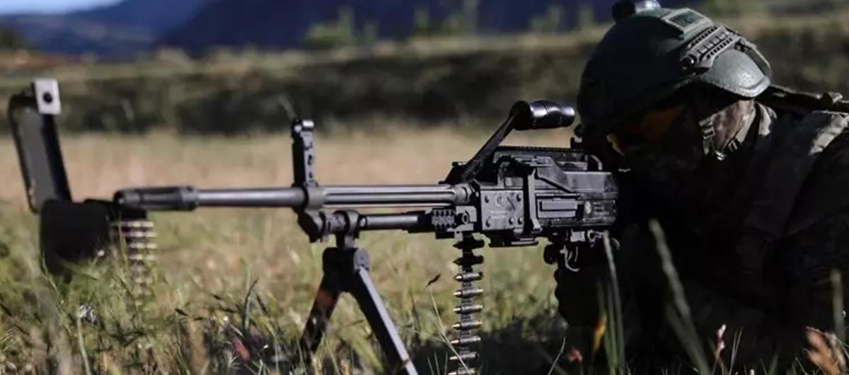 Sahada yeni g�� �arpan�: Yerli makineli t�fek NATO standartlar�n� a�t�