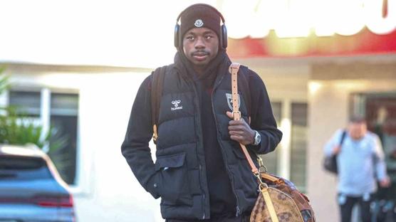 Samsunspor, UEFA Konferans Ligi'nde ilk 8 i�in Almanya'ya u�tu