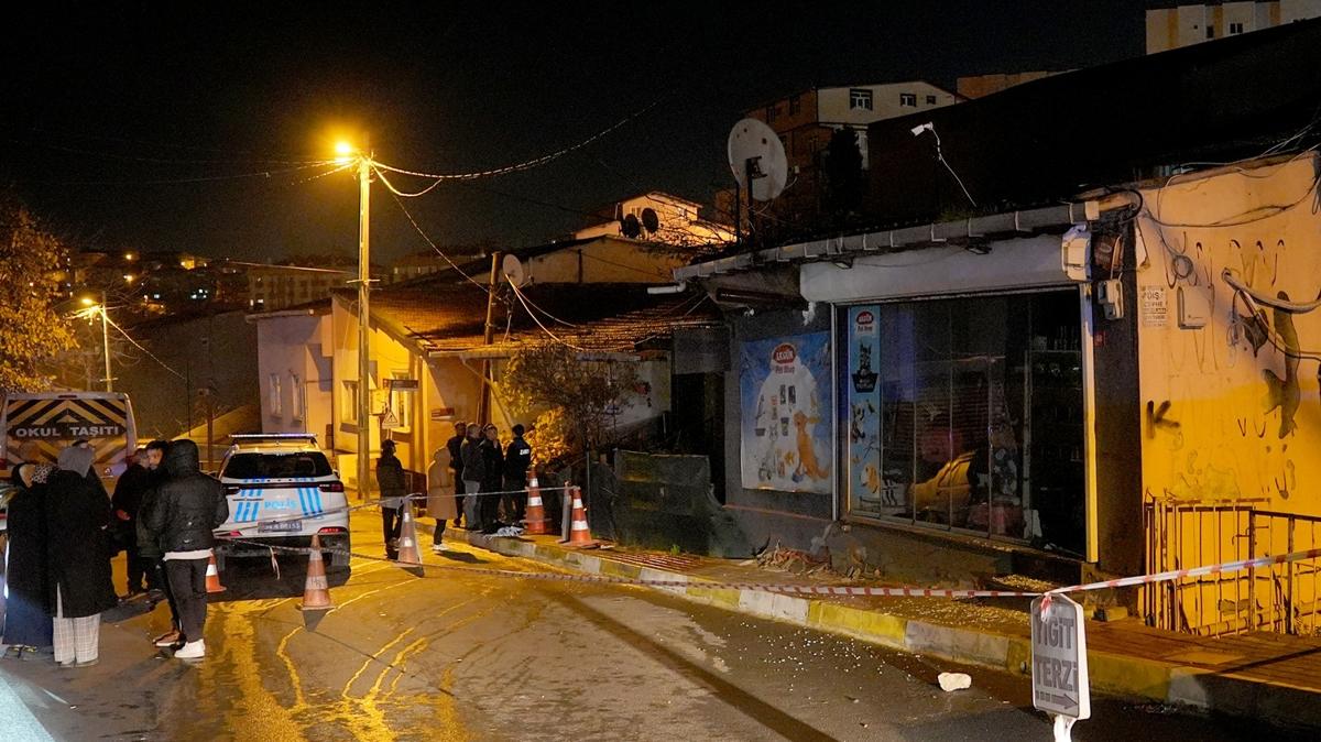 Sar�yer'de panik! 2 katl� bina bo�alt�ld�