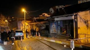 Sar�yer'de panik! 2 katl� bina bo�alt�ld�