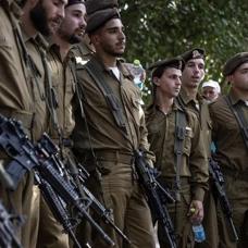 Soyk�r�mc� �srail ordusu ��k�yor