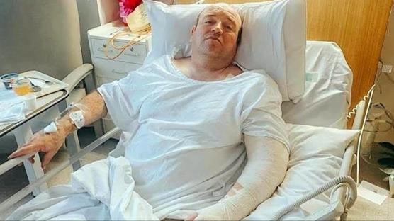 Sydney'de Suriyeli adam kahraman gibi kar��land�; Ahmed al Ahmed'in cesareti milyonlar� pe�inden s�r�kledi