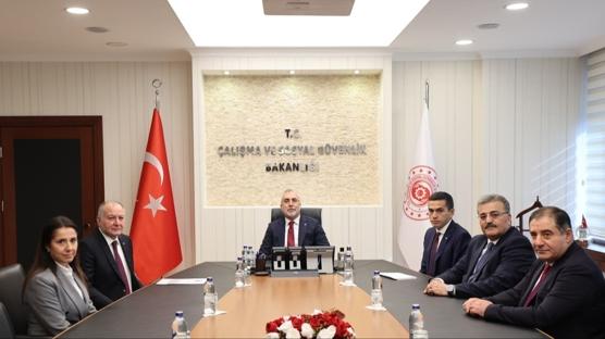 Yeni asgari �cret i�in veriler masada! Bakan I��khan'dan sosyal diyalog vurgusu