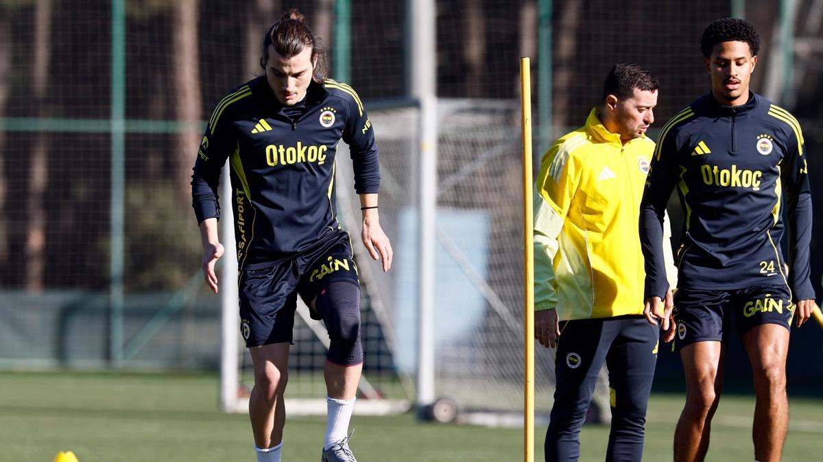 Fenerbahçe, Eyüpspor maçının taktiğini çalıştı