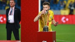 İzmit'te silahlı çatışma! Profesyonel futbolcu entübe edildi