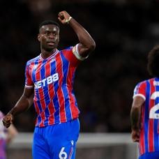 Oliver Glasner'den Marc Guehi'nin gelece�i hakk�nda a��klama