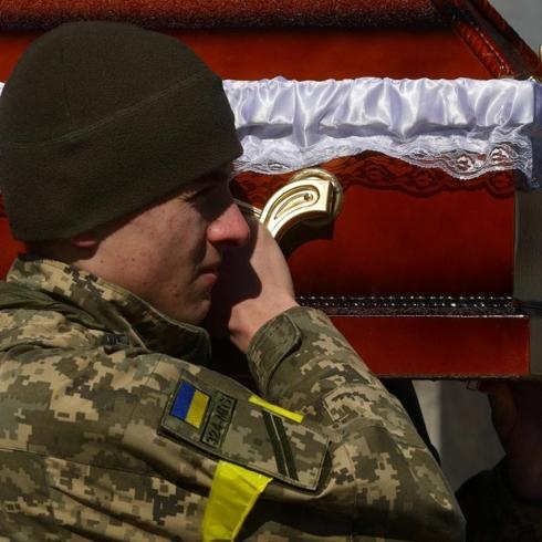 1003 Ukraynal� askerin cenazesi iade edildi