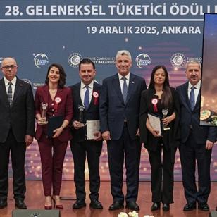 28. Geleneksel T�ketici �d�lleri sahiplerini buldu! T�rkMedya'ya iki �d�l birden