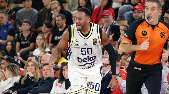 Fenerbah�e Beko, Milano'dan galibiyetle d�n�yor