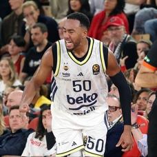 Fenerbah�e Beko, Milano'dan galibiyetle d�n�yor