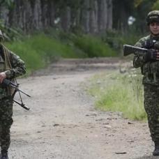 Kolombiya'da silahl� sald�r�: 6 �l�, 31 yaral�