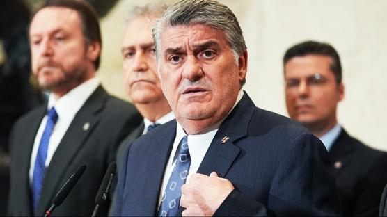 Serdal Adal�'dan sert tepki