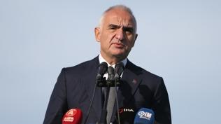 Bakan Ersoy: Turizm stratejimizi dünya örnek alıyor