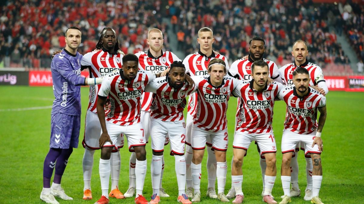 Samsunspor �zmir'de k�t� gidi�ata son vermek istiyor