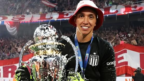 Muslera'dan 1 haftada 2 kupa