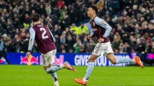 Aston Villa'dan M. United kar��s�nda tarihi galibiyet