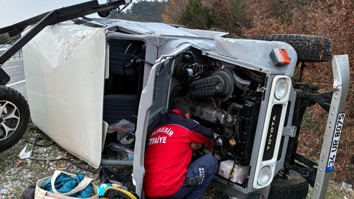 Balıkesir'de ciple otomobil çarpıştı: Yaralılar hastaneye kaldırıldı