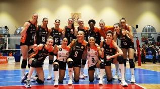 Eczac�ba�� Dynavit, Ayd�n'da galip