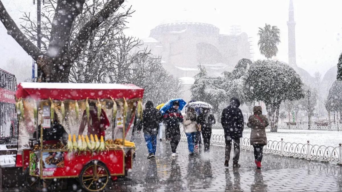 �stanbul'a kar s�rprizi