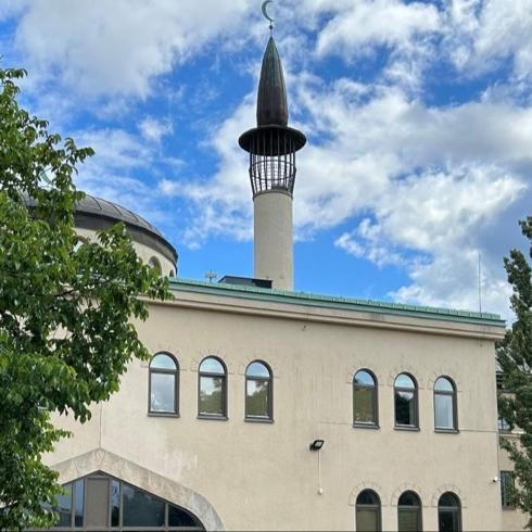 �sve�'te �slam d��manl���: Kur'an-� Kerim'e kur�unlu sald�r�