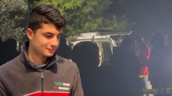 Mezarl�ktaki otomobilde dikkat �eken detay