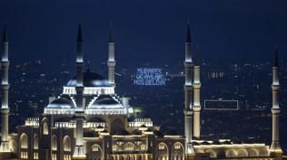 M�barek �� aylar bug�n ba�l�yor