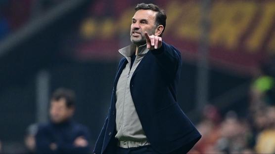 Okan Buruk'tan transfer a��klamas�