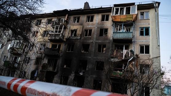 Zelenski duyurdu: Rusya 1200 g�d�ml� bombayla sald�rd�