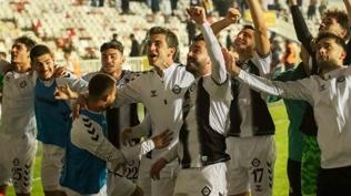 Altay, sezonun ilk yar�s�n� galibiyetle kapad�