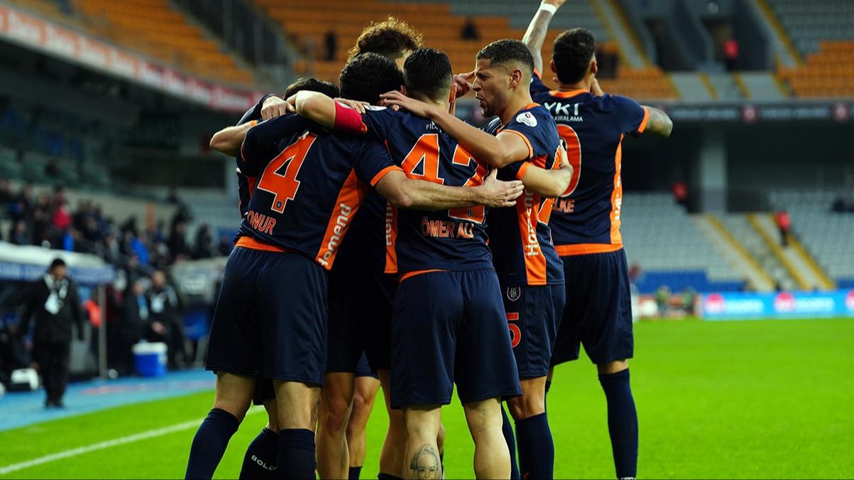 Ba�ak�ehir, ilk yar�y� 7. s�rada tamamlad�