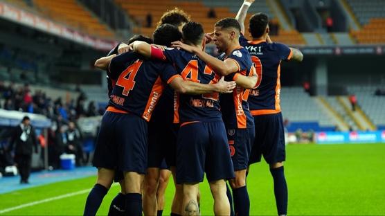 Ba�ak�ehir, ilk yar�y� 7. s�rada tamamlad�