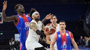 Erokspor, B�y�k�ekmece Basketbol'u farkl� yendi