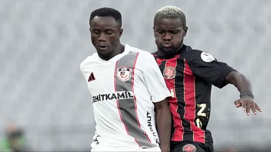 Gaziantep FK'ye Galatasaray ma�� �ncesi k�t� haber!
