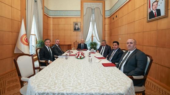 MHP'den karde�lik komisyonu mesaj�: B�y�k ihtimalle g�rev s�resi uzat�lacak