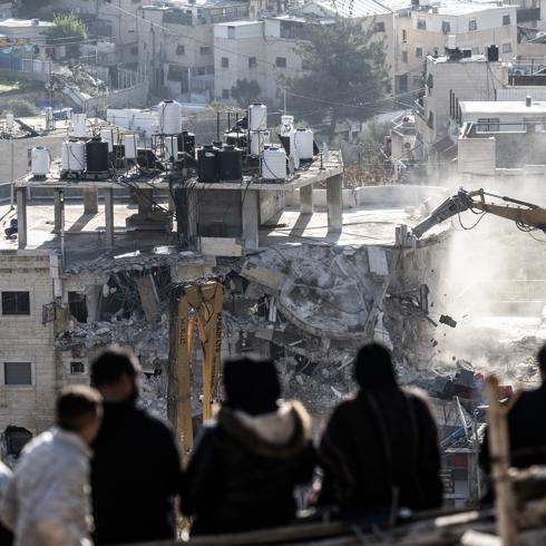 Soyk�r�mc� �srail bu kez de evlere sald�rd�: Y�zlerce Filistinli evsiz kald�