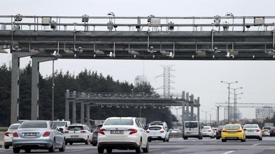 Bakan Uralo�lu a��klad�! Yeni y�lda k�pr� ve otoyol �cretlerine d�zenleme