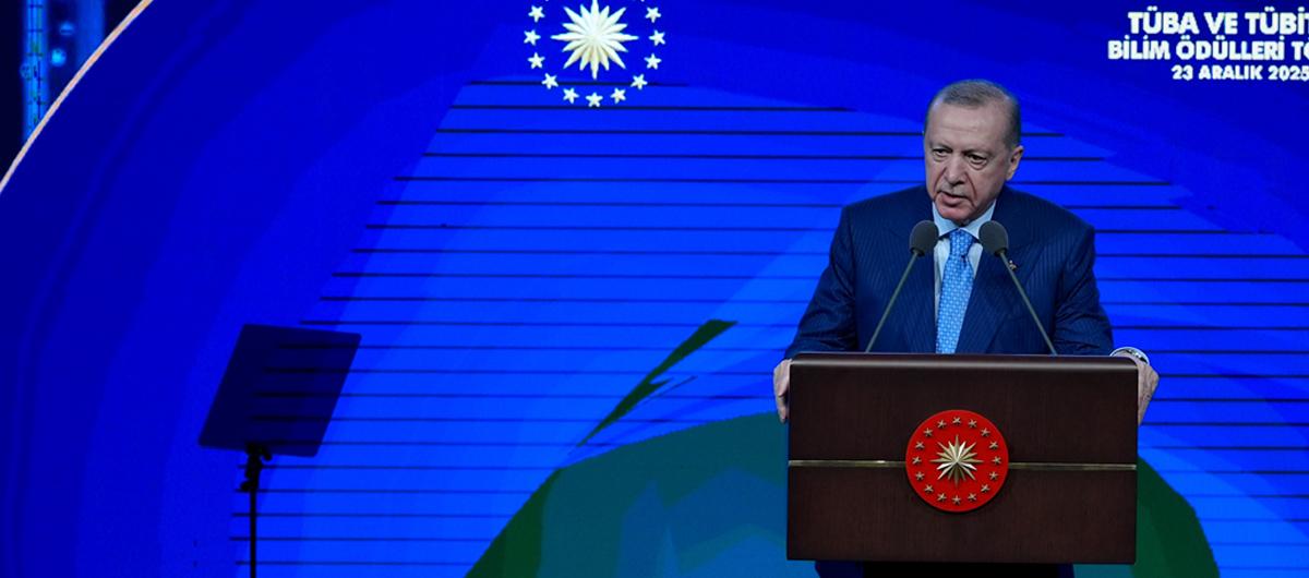 #CANLI Ba�kan Erdo�an'dan �zel'in 'bal�klar �rk�yor' hezeyan�na tepki: �retmeye devam edece�iz