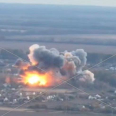 Sava� u�aklar� pe� pe�e havaland�: Rusya'dan Harkiv'e hava sald�r�s�