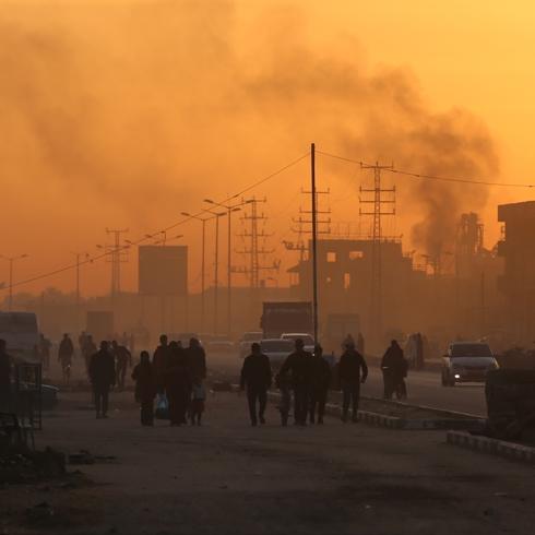 Soyk�r�mc� �srail'den Gazze'ye hava sald�r�s�: B�lgeden dumanlar y�kseldi