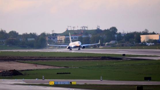 Ucuz u�tu, pahal�ya patlad�: Ryanair'e rekor ceza