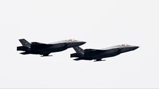 Milyar dolarl�k jetler yerde kald�