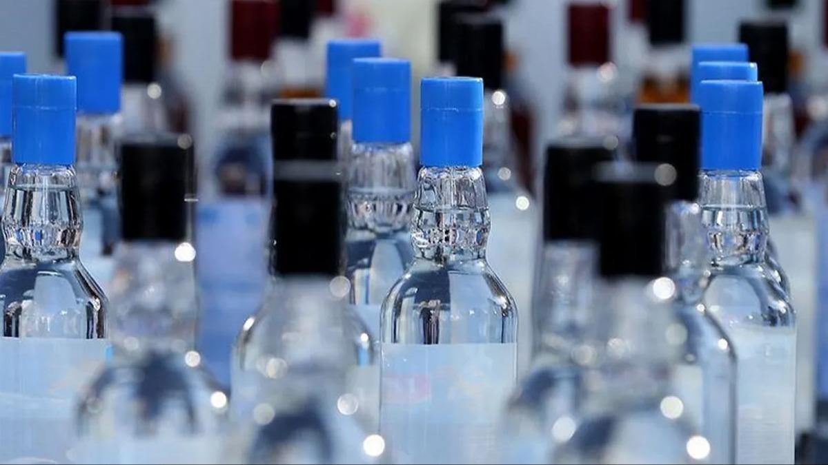 �stanbul ve Antalya'da sahte i�ki operasyonu