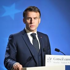 Macron'dan ABD'nin seyahat k�s�tlamas� karar�na tepki