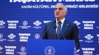 Ya�ayan Miras Okulu a��ld�... Bakan Ersoy: Ge�mi�imizin hazinelerini, gelece�imizin hazinelerine aktar�yoruz