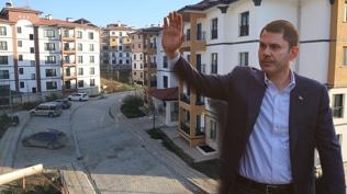 Asr�n felaketinin yaralar� sar�l�yor... Bakan Kurum: �imdi s�rada 455 bininci yuvam�z�n anahtar� var