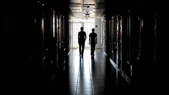 Cezaevlerinde tahliyeler ba�lad�