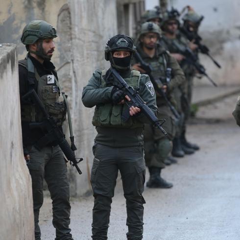 Bat� �eria'da i�galci �srail zulm�: 8 ayl�k bebe�i yaralad�lar